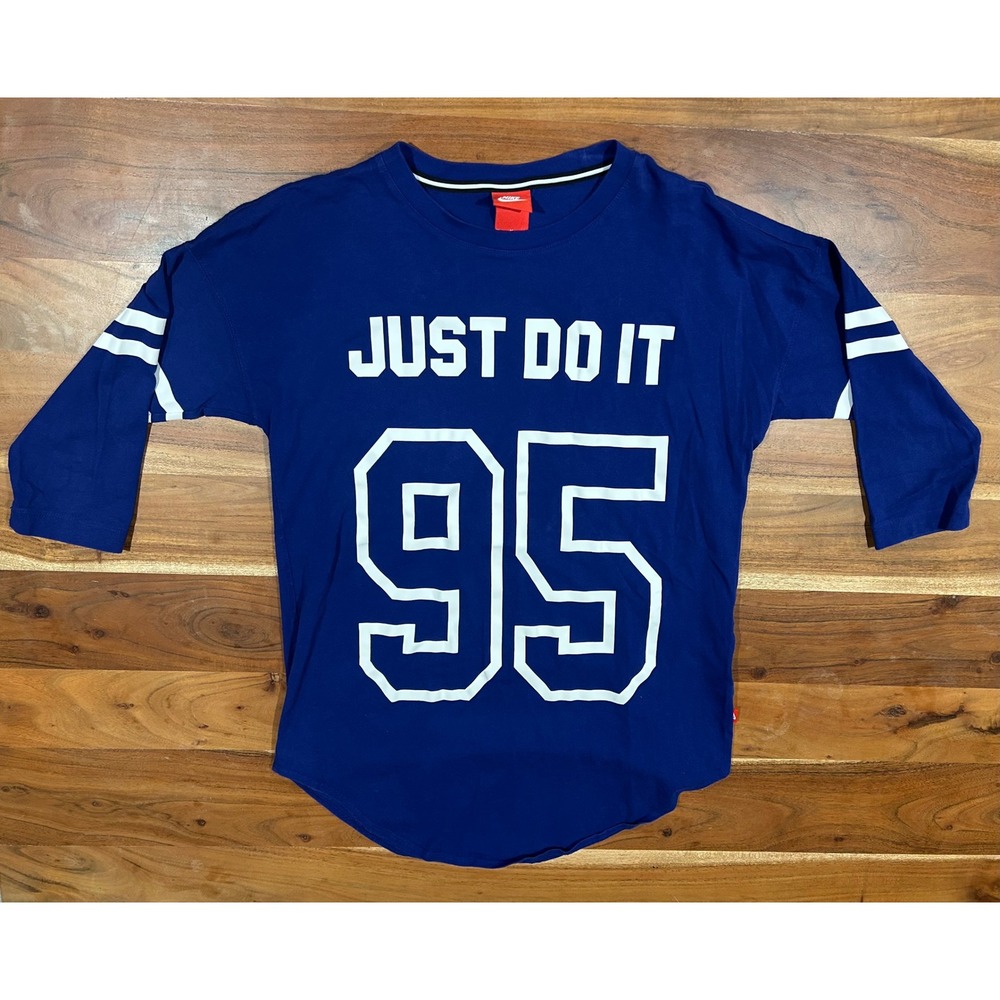 Nike Womens Just Do It 95 Graphic T-Shirt Blue 3/4 Sleeve Curved Hem Medium